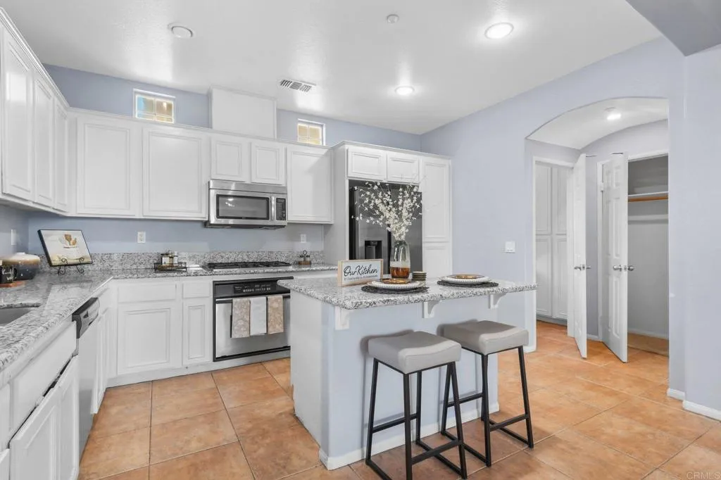 https://cdn.realtyfeed.com/cdn/127/306686391/1156fde858ccc00ccd5577d7f8ec2531.webp