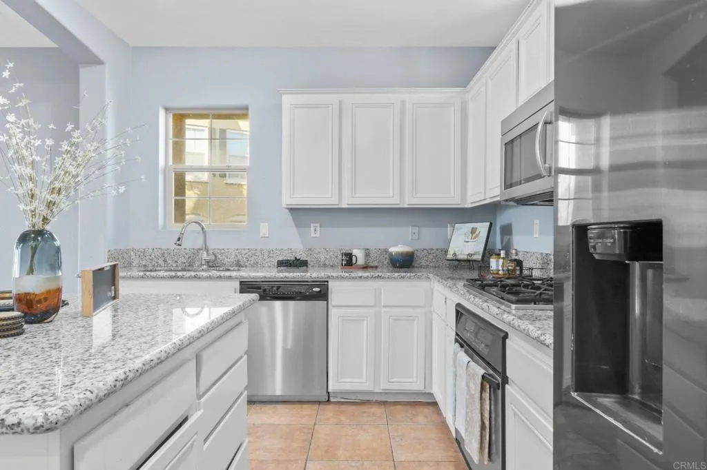 https://cdn.realtyfeed.com/cdn/127/306686391/362c84d032e0488fc40611f08be70f2a.webp