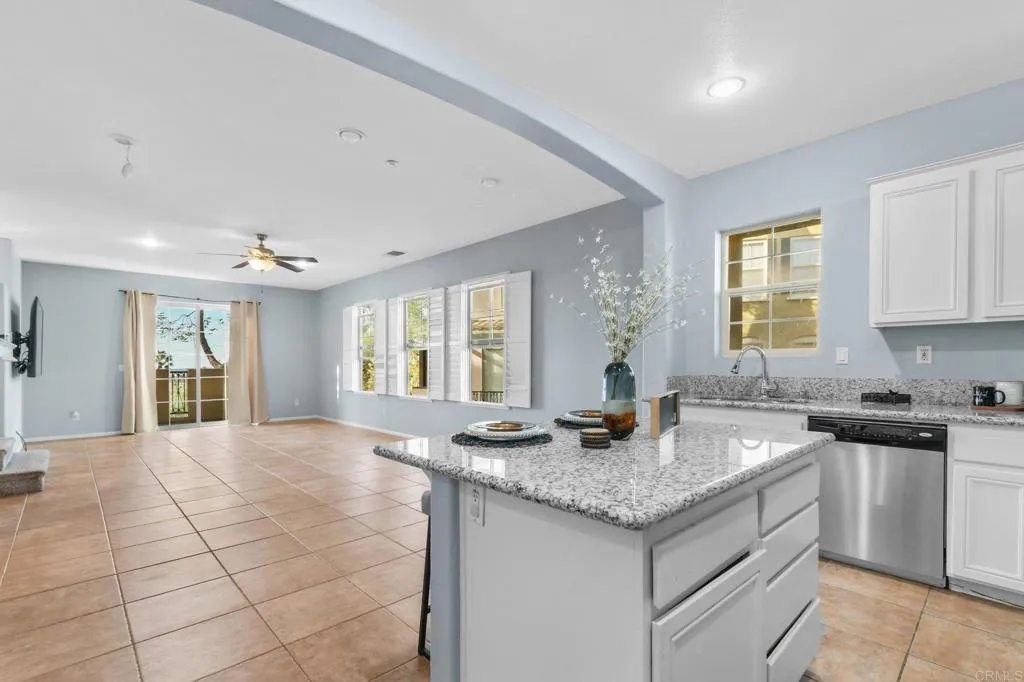 https://cdn.realtyfeed.com/cdn/127/306686391/42c832941a323d4cd28c37ae378d1be3.webp