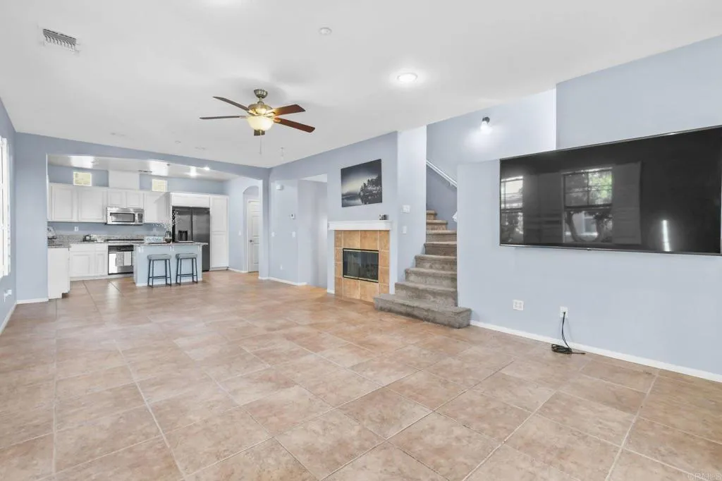 https://cdn.realtyfeed.com/cdn/127/306686391/7dde4f7a5238819ab4f44444c3aa3139.webp