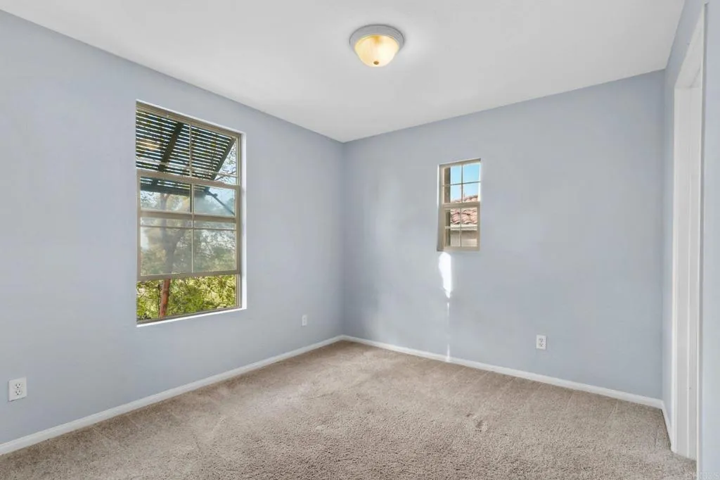 https://cdn.realtyfeed.com/cdn/127/306686391/826cbcfbe87105ec35450328fdc439a2.webp