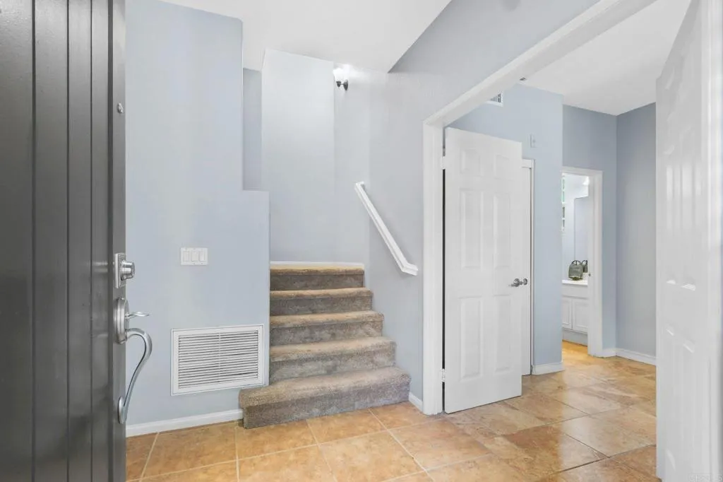 https://cdn.realtyfeed.com/cdn/127/306686391/bc9f35178011fc4283d93aded8455970.webp