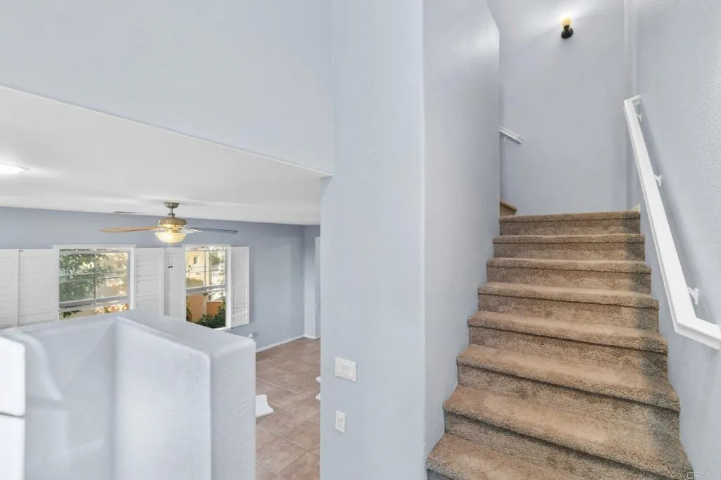 https://cdn.realtyfeed.com/cdn/127/306686391/d56c35268b8b97c7ed03fcd5b8458f4a.webp