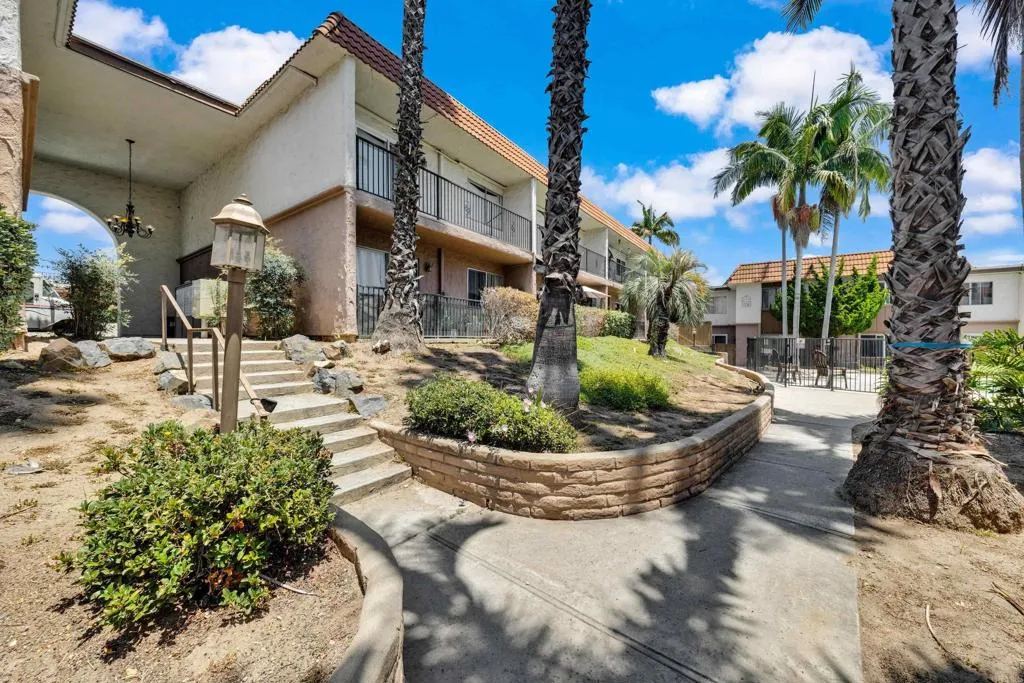 https://cdn.realtyfeed.com/cdn/127/306686395/00ac1efd982b74ba582c9c9756e65f7d.webp
