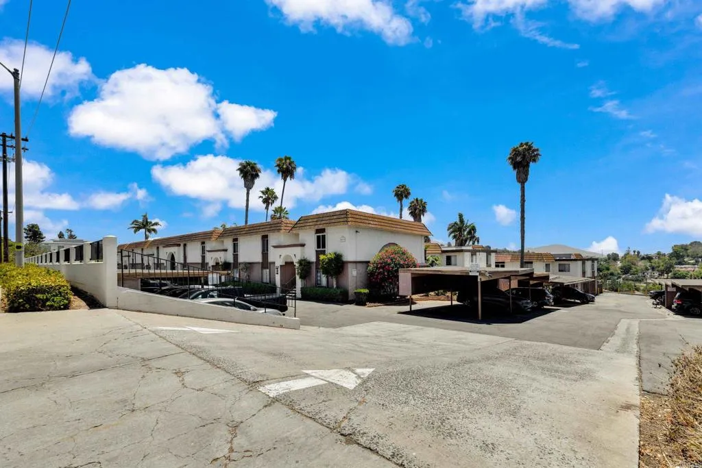 https://cdn.realtyfeed.com/cdn/127/306686395/28d1039bd12cfda4ed75506ee1be320b.webp