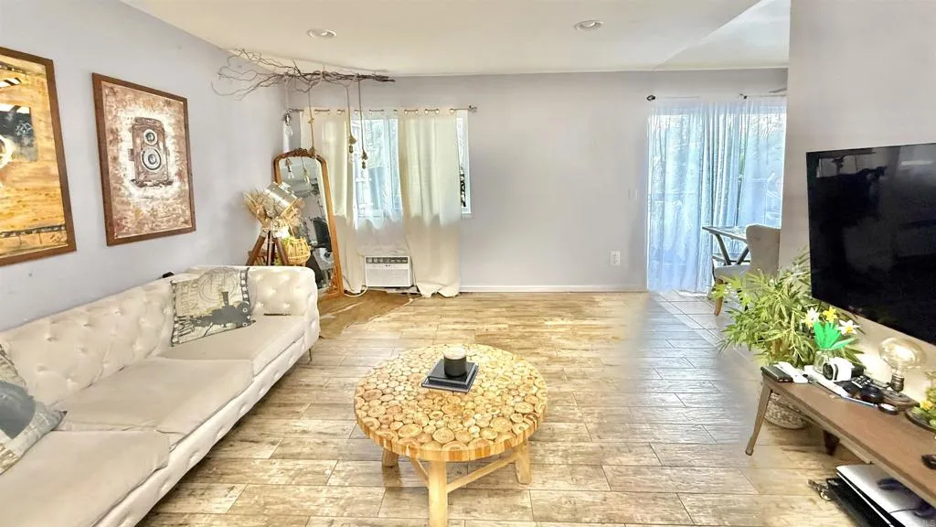 https://cdn.realtyfeed.com/cdn/127/306686395/463339fb6f0eb176fe17f925c0981263.webp