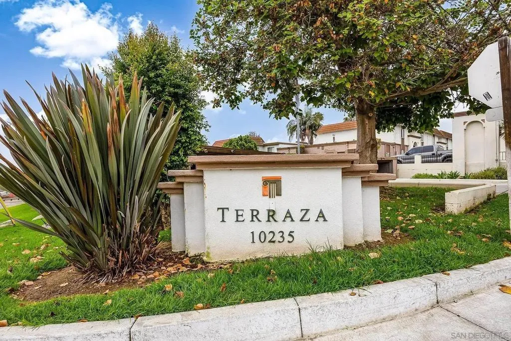 https://cdn.realtyfeed.com/cdn/127/306686395/abac303fdf68b0bb0ad5f247802b3b67.webp
