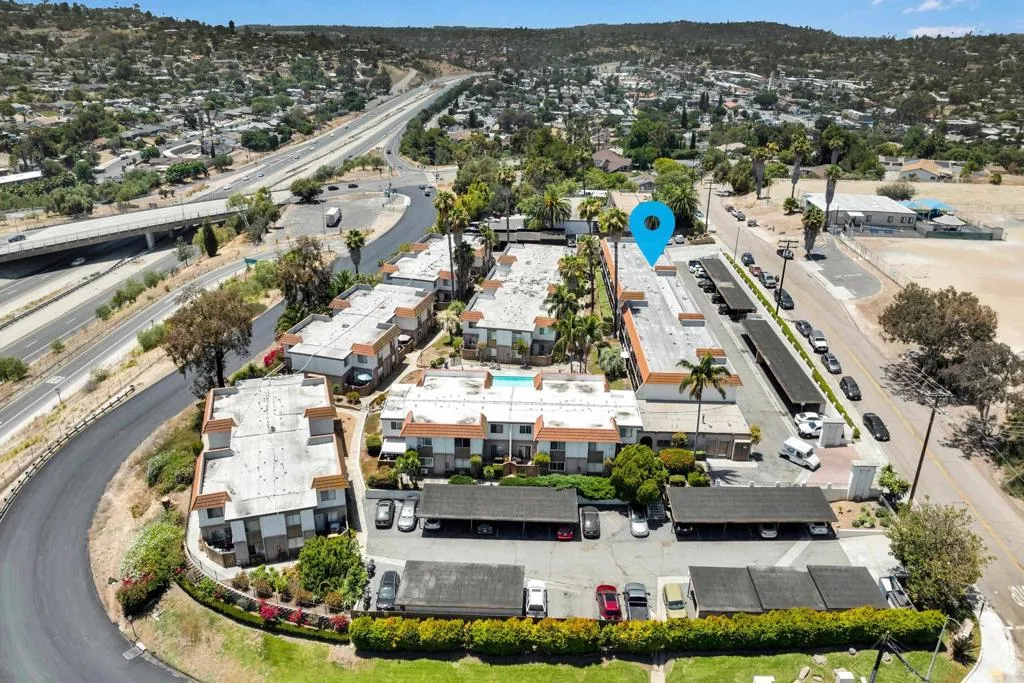 https://cdn.realtyfeed.com/cdn/127/306686395/fb53f476fcaec69bbd71491b02254088.webp