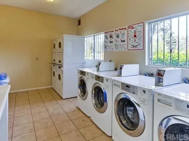 https://cdn.realtyfeed.com/cdn/127/306686395/feca5ee238402f117baa64d1e42547f5.webp