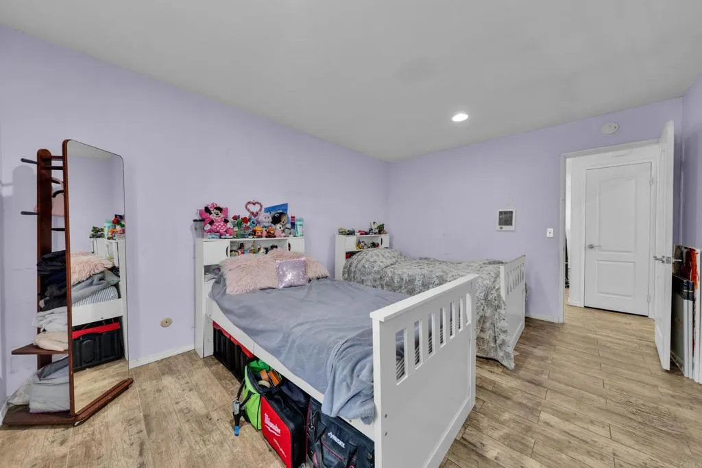 https://cdn.realtyfeed.com/cdn/127/306686395/ff6d8d4fb6eccc0f92b443ad83b943bc.webp