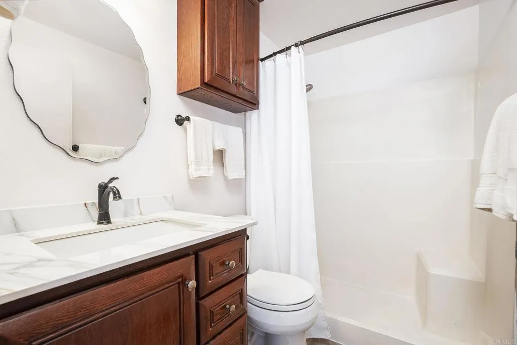 https://cdn.realtyfeed.com/cdn/127/306686400/8ddaeaac86617d454311620422ebfe32.webp