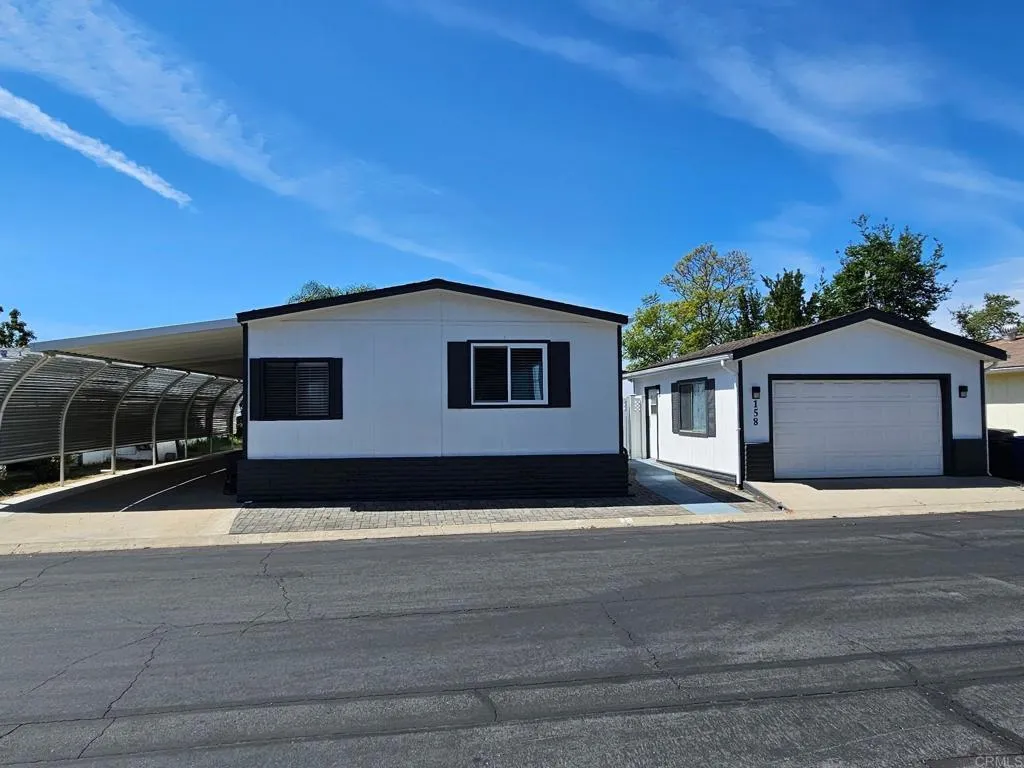 https://cdn.realtyfeed.com/cdn/127/306686461/38f7ed89ebf0842f061dd716ed411f11.webp