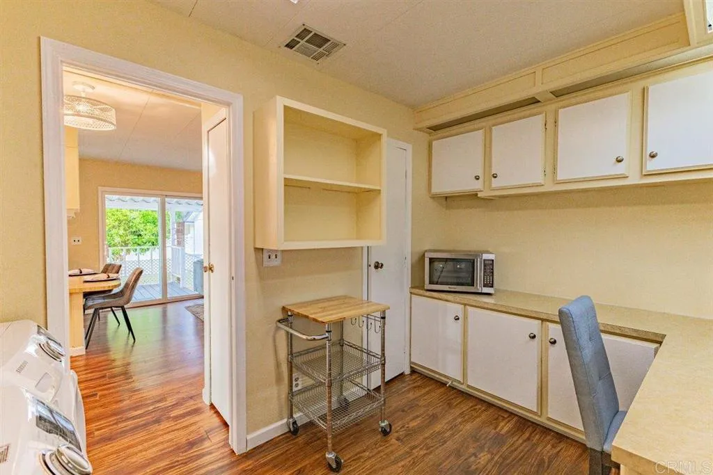 https://cdn.realtyfeed.com/cdn/127/306686461/4511b4cc74b28d2f0790cc3f77b2addf.webp