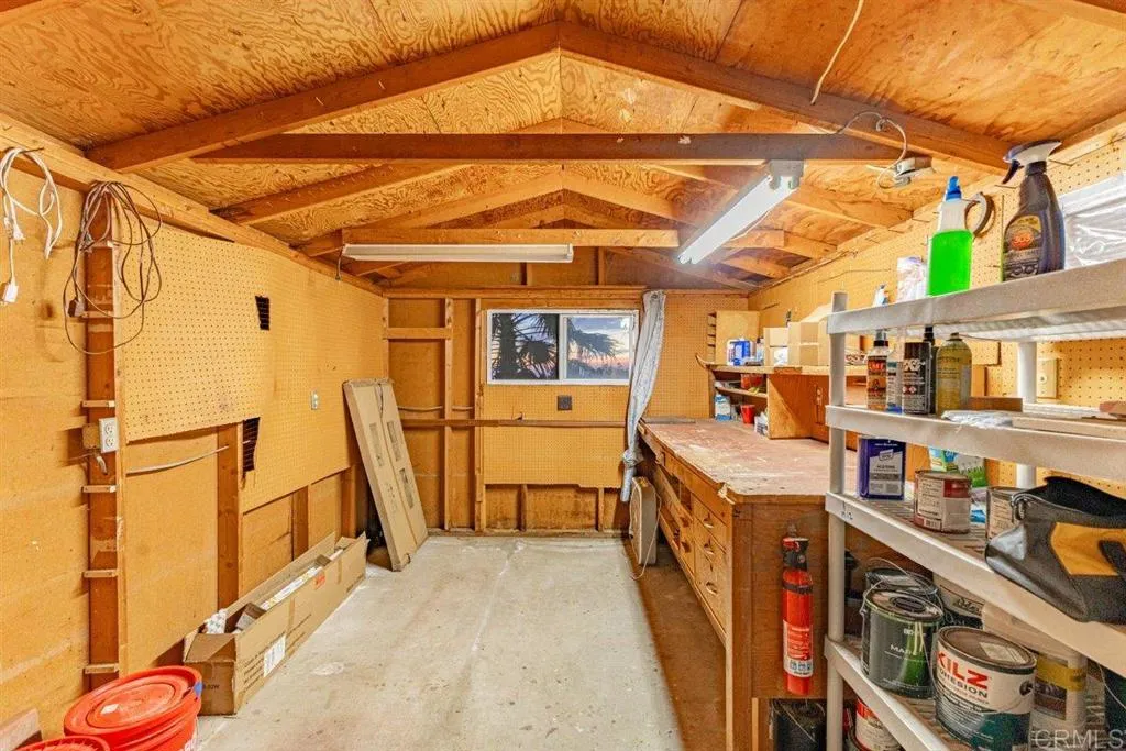 https://cdn.realtyfeed.com/cdn/127/306686461/4c9a7b65210225cdbd5487875c099e32.webp
