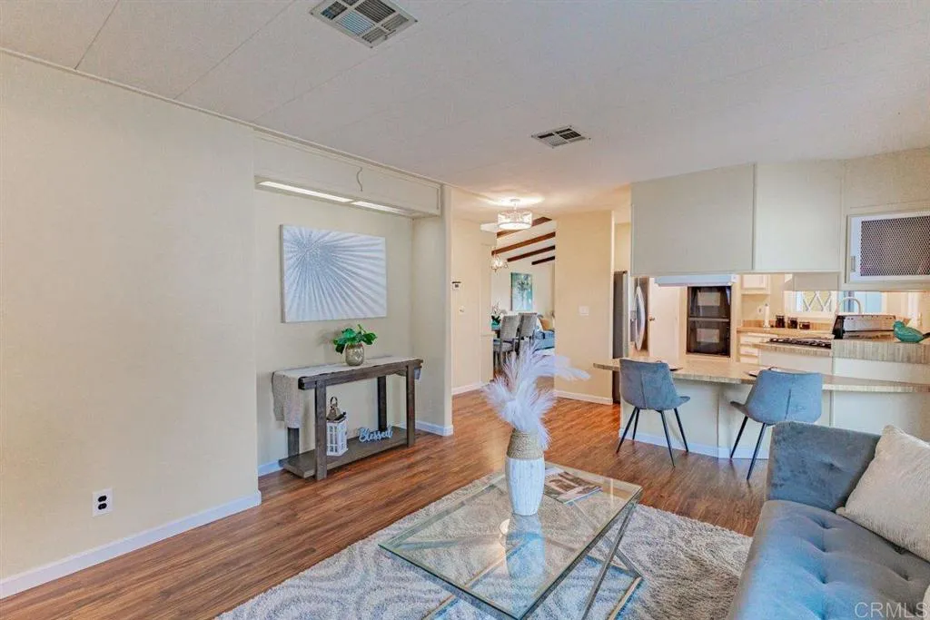 https://cdn.realtyfeed.com/cdn/127/306686461/b0fb133d0f892e809f6353303ef60812.webp
