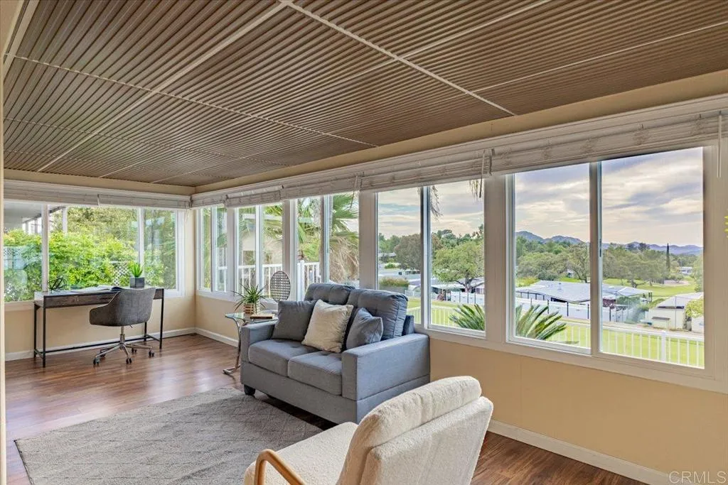 https://cdn.realtyfeed.com/cdn/127/306686461/b7a434f663af68456bd118f011a7cf06.webp
