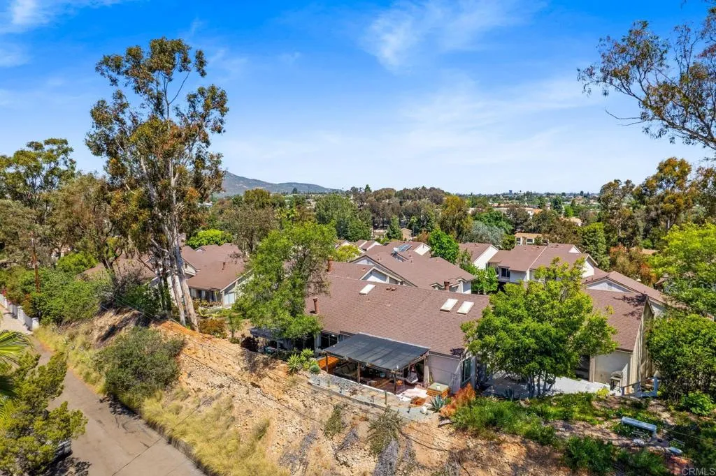 https://cdn.realtyfeed.com/cdn/127/306686477/71c49f23fc1b92ee4645971db1c98957.webp