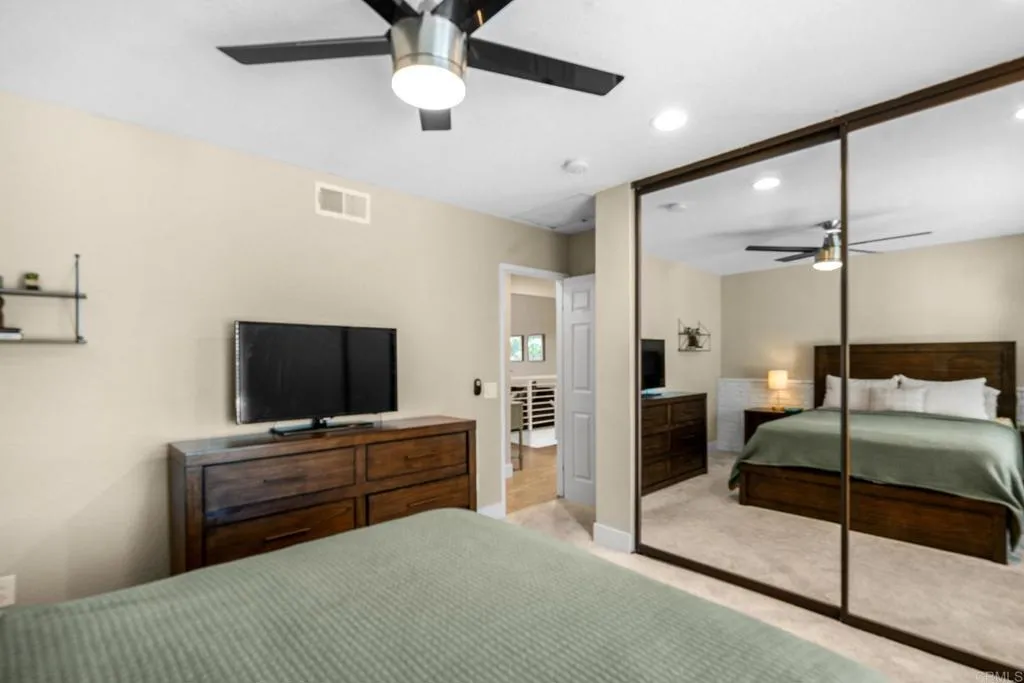 https://cdn.realtyfeed.com/cdn/127/306686477/966594a457b3f51d8be8feabf8c7dca9.webp