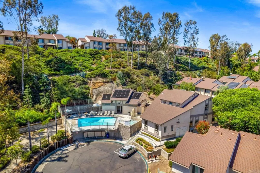 https://cdn.realtyfeed.com/cdn/127/306686477/a81270566408dc3c6708ffb306aba8c9.webp