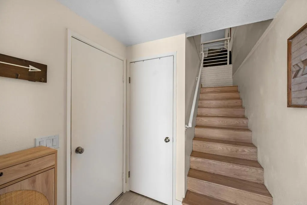 https://cdn.realtyfeed.com/cdn/127/306686477/af47c15f772110b0752e178b37565cc8.webp