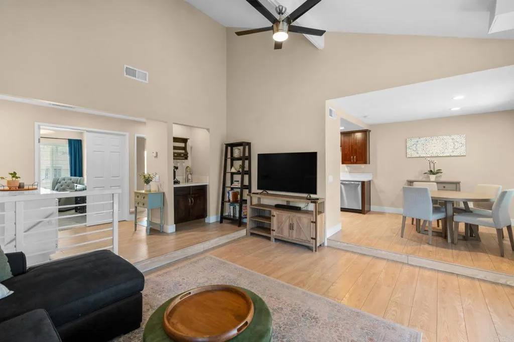 https://cdn.realtyfeed.com/cdn/127/306686477/dcbe91d9c7fcb7153866176ee8e7bbb9.webp