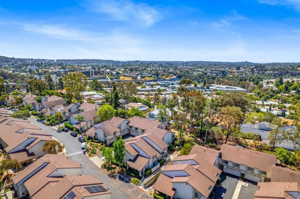 https://cdn.realtyfeed.com/cdn/127/306686477/f1b05ffb1bc7637563c7366d4ea1529b.webp