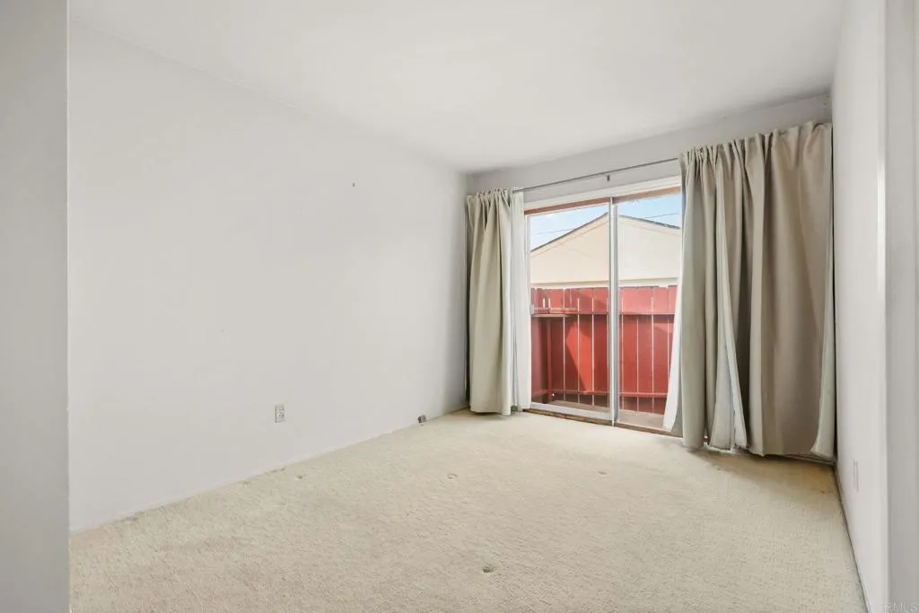 https://cdn.realtyfeed.com/cdn/127/306686497/22b3c24e1a2dcdf807fb660824508d03.webp