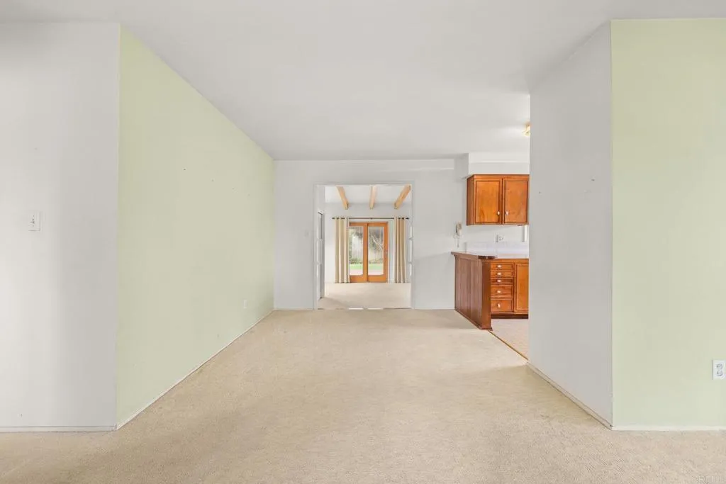 https://cdn.realtyfeed.com/cdn/127/306686497/cc74e0e217301d96df9641f6f471796e.webp