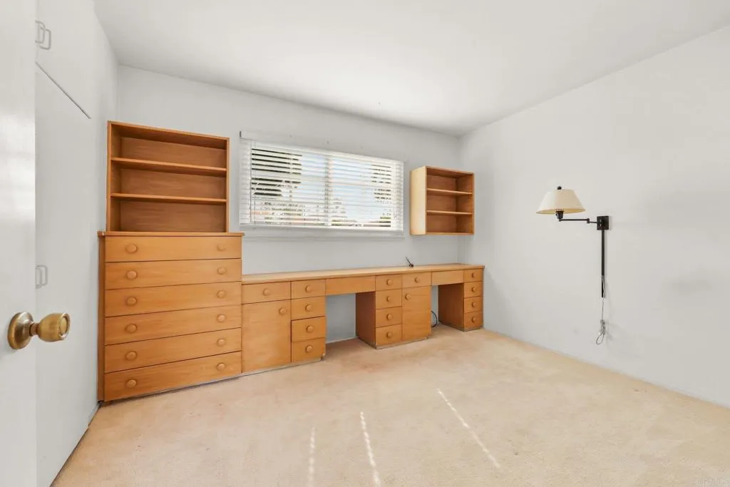 https://cdn.realtyfeed.com/cdn/127/306686497/e9a12ef98f62df2114675fd8372df42b.webp