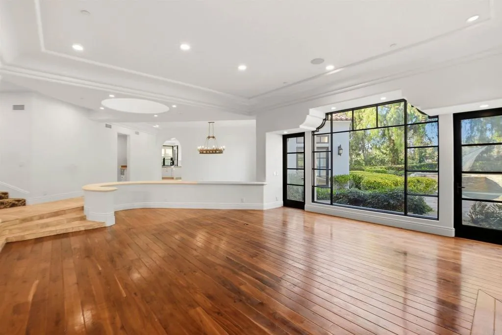 https://cdn.realtyfeed.com/cdn/127/306686518/58f1164a095e4454390b9373b8036a02.webp