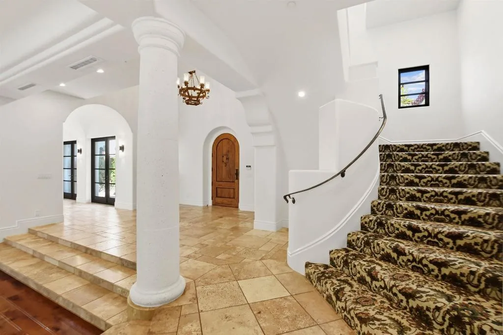 https://cdn.realtyfeed.com/cdn/127/306686518/def11c2c83559b33f84fc6b16329a79c.webp