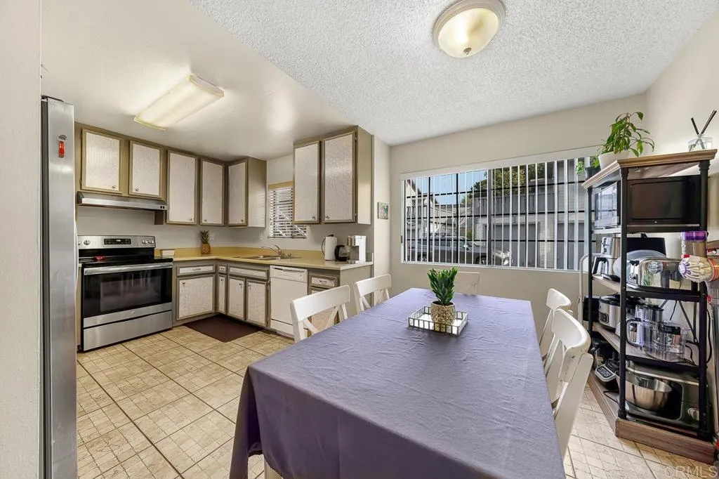 Photo #12: PTP2602621 Listing: Photo #12