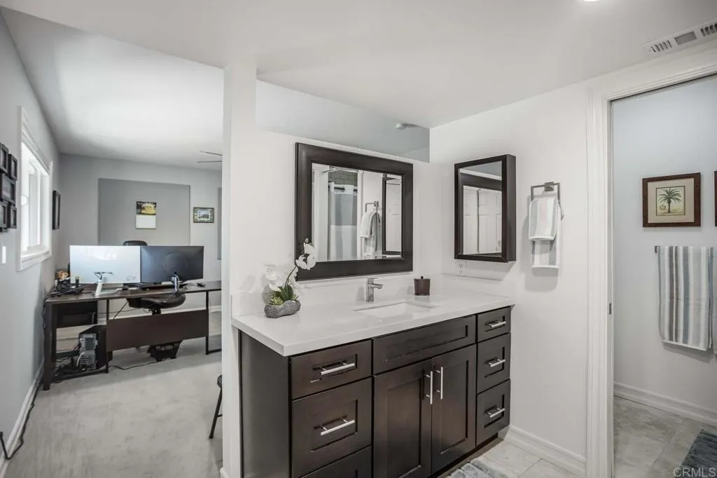 https://cdn.realtyfeed.com/cdn/127/306686639/1a34625d8e7f558516d21d9487b6de79.webp