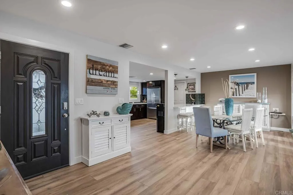 https://cdn.realtyfeed.com/cdn/127/306686639/1afd141895f726548817c50b623929d8.webp