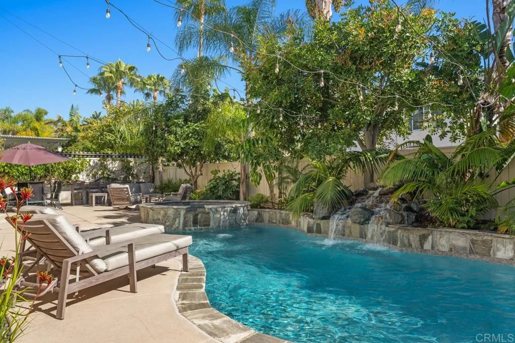 https://cdn.realtyfeed.com/cdn/127/306686648/18bc76dda88b1dc4c3d189ffaa4e8eef.webp
