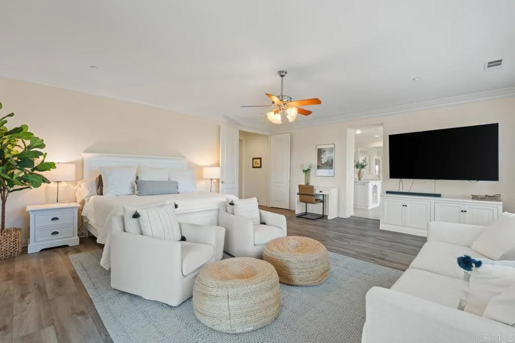 https://cdn.realtyfeed.com/cdn/127/306686648/8cf8d20559f307f3dbbe119524dbc83a.webp