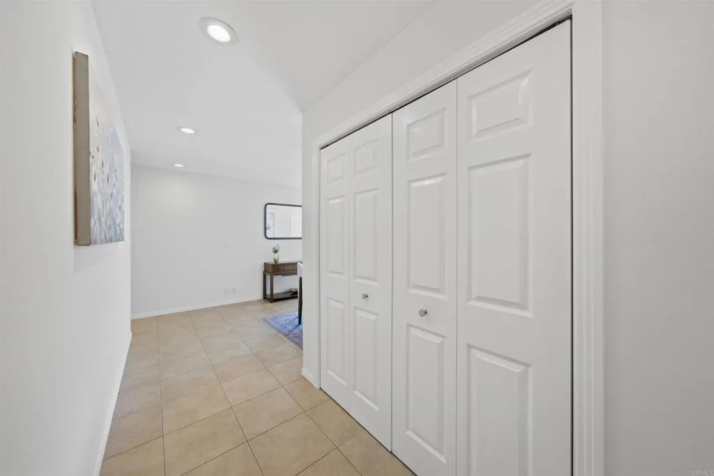 https://cdn.realtyfeed.com/cdn/127/306686651/277f8270b963e9dbd0573c58f4d6d53b.webp