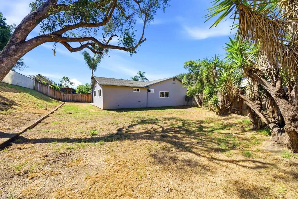 https://cdn.realtyfeed.com/cdn/127/306686651/4f85921b4f04eb5f1abeed67d27e694f.webp