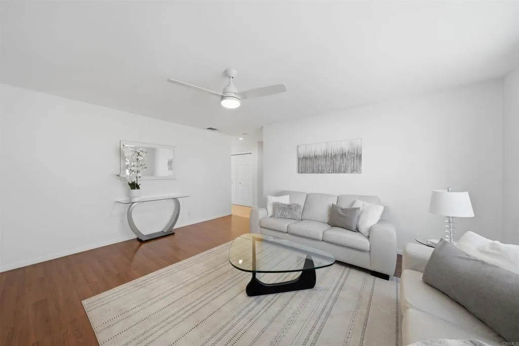 https://cdn.realtyfeed.com/cdn/127/306686651/75ac47d1d9185f551f32ab77a30c4147.webp