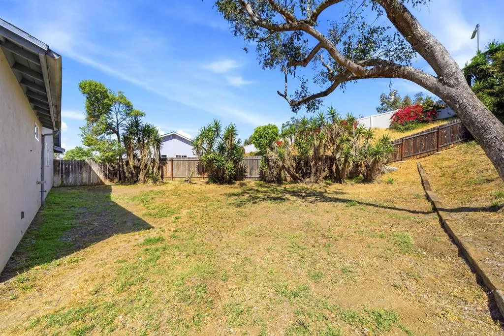 https://cdn.realtyfeed.com/cdn/127/306686651/89e074d094f6181b36b530ddae218c85.webp