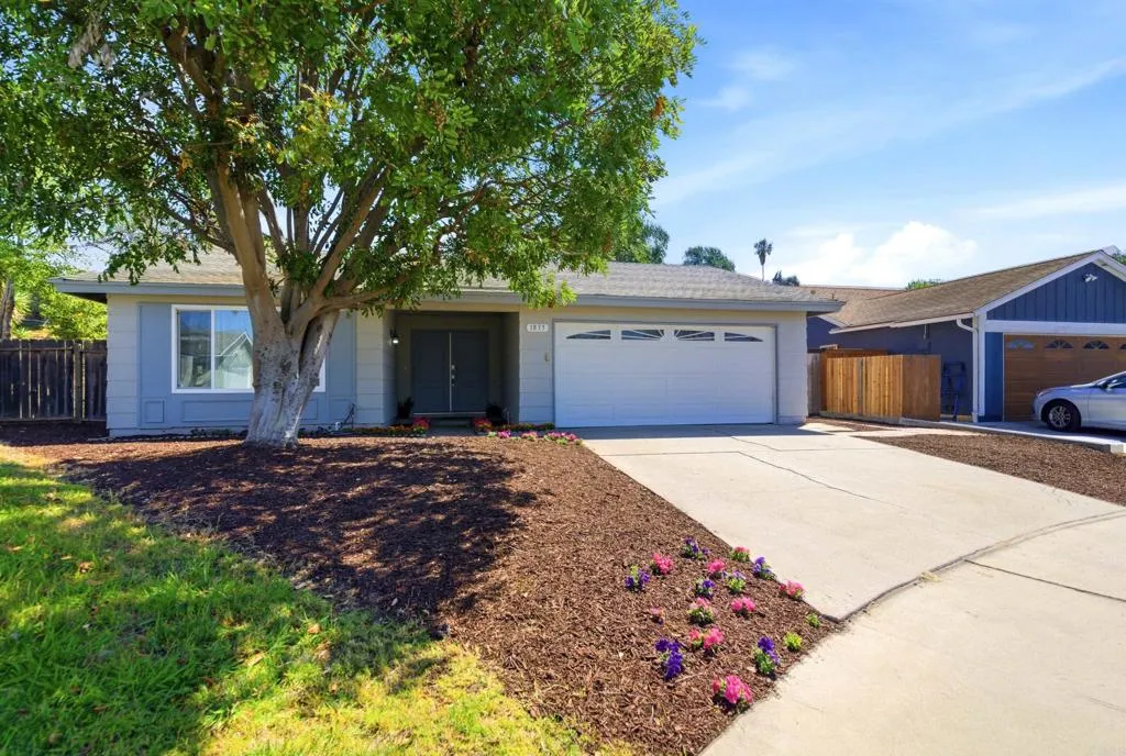https://cdn.realtyfeed.com/cdn/127/306686651/c9784750c334741dd240d59f94eb09a9.webp