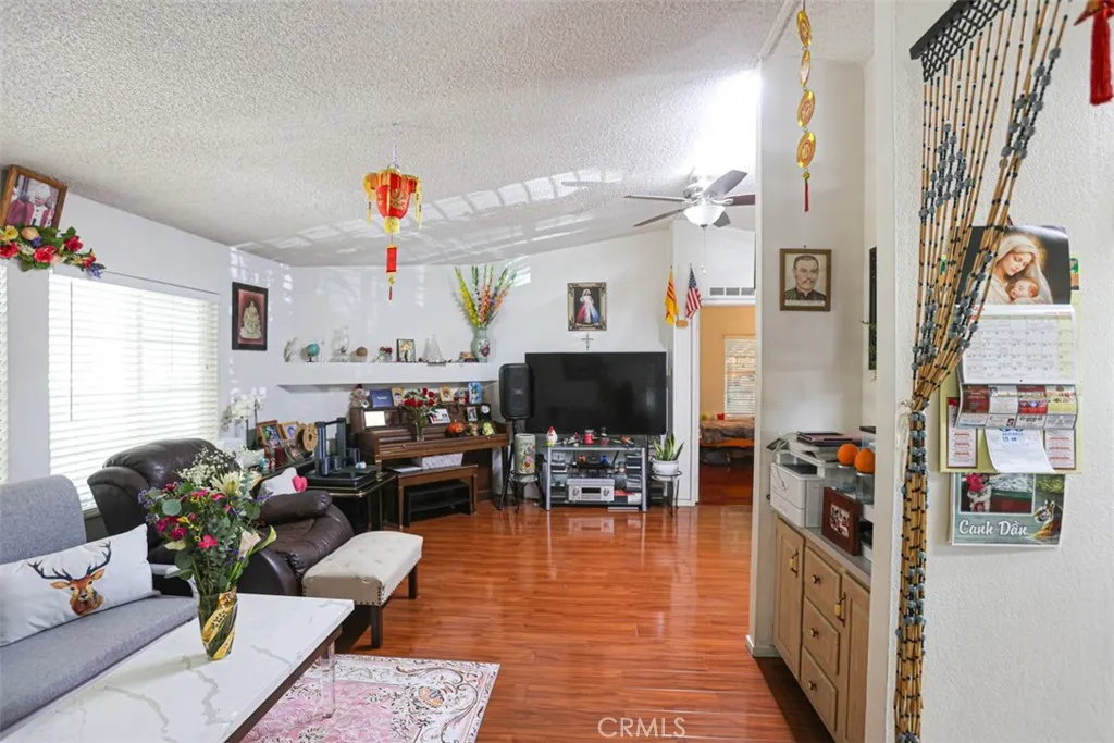 7887 Lampson UNIT 100, Garden Grove, CA, 92841