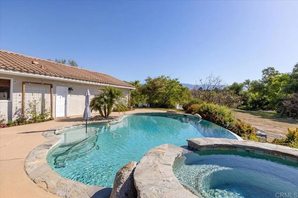 https://cdn.realtyfeed.com/cdn/127/306686772/7e0b80dc1444b260038ee86084b3f67a.webp