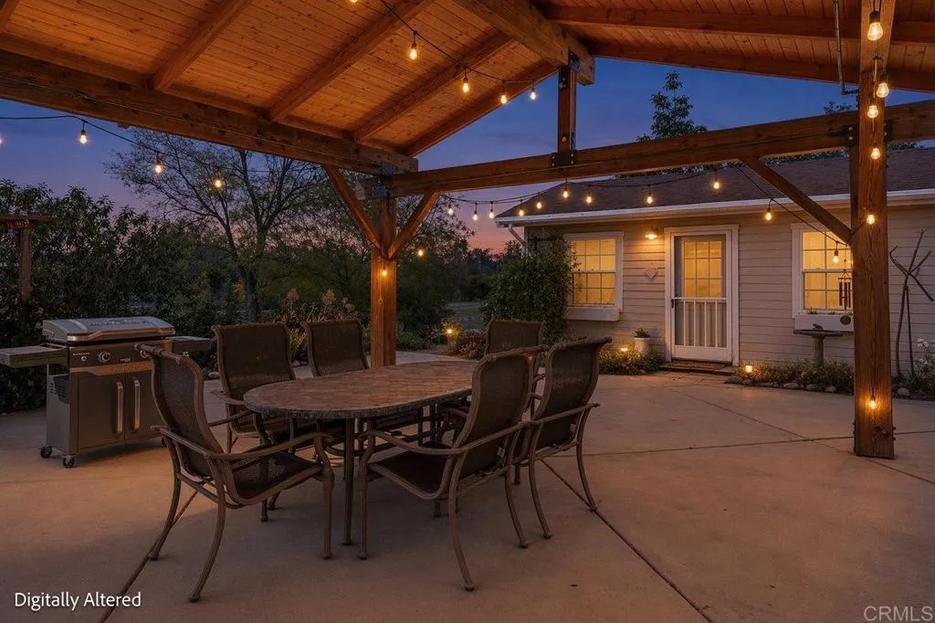 https://cdn.realtyfeed.com/cdn/127/306686772/e15841f060d5b0c3a38220b056df07b1.webp