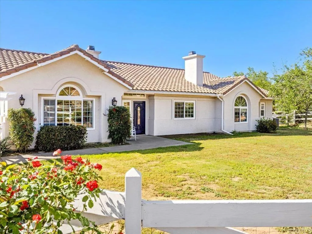 https://cdn.realtyfeed.com/cdn/127/306686772/f067a3616493ee6170f00170164db20d.webp