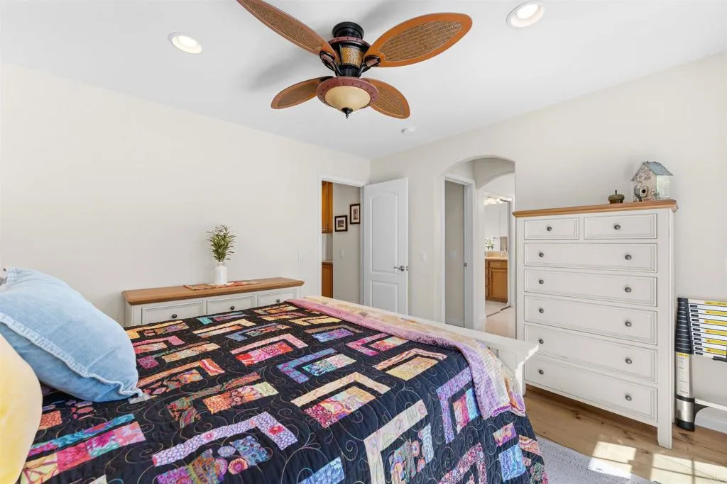 Photo #26: NDP2603386 Listing: Photo #26