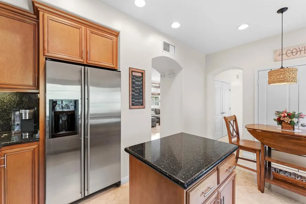 Photo #11: NDP2603386 Listing: Photo #11