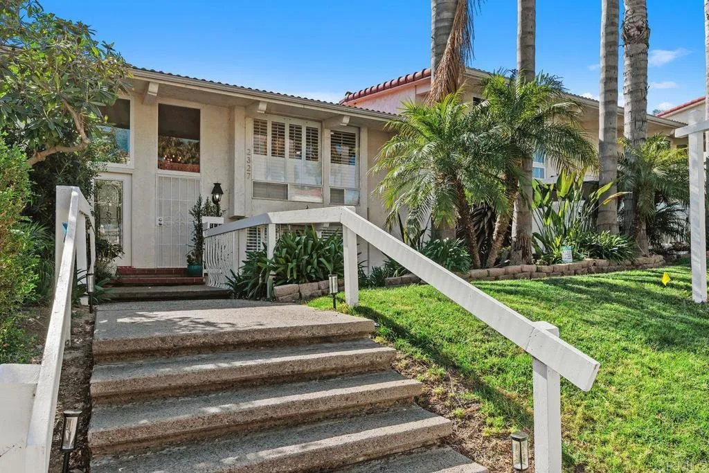 https://cdn.realtyfeed.com/cdn/127/306686806/bdf9f0d0c5ee3d3843b421f93140dff8.webp