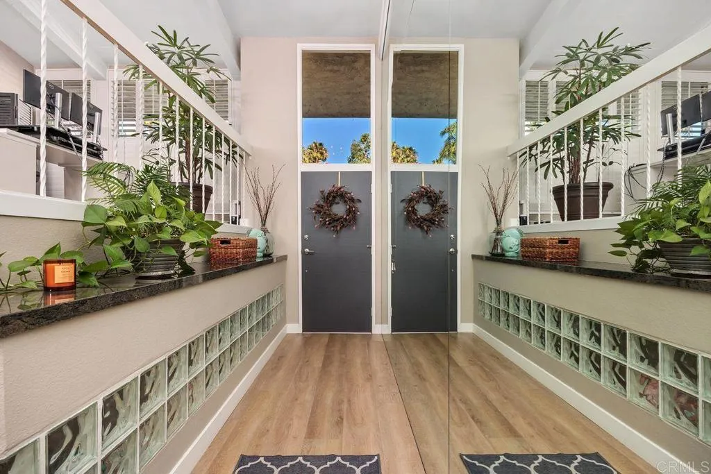 https://cdn.realtyfeed.com/cdn/127/306686806/ffbb5da642563b6fc13ad521f8810203.webp