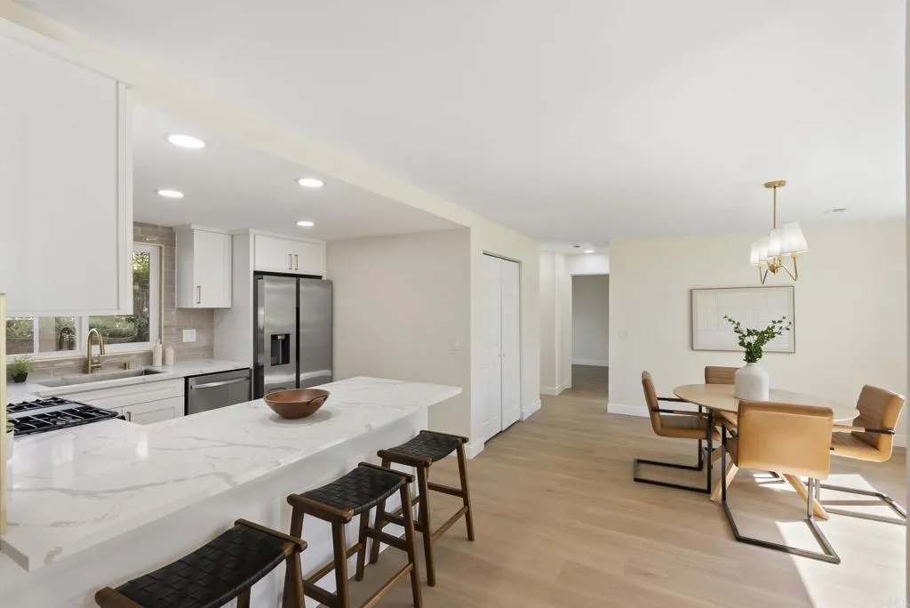 https://cdn.realtyfeed.com/cdn/127/306686834/17278c9f1a65f6f60574136d1c4d16f2.webp